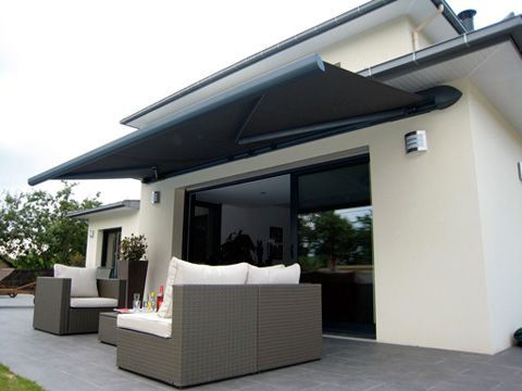 Modern Outdoor half Cassette Retractable Awning Waterproof